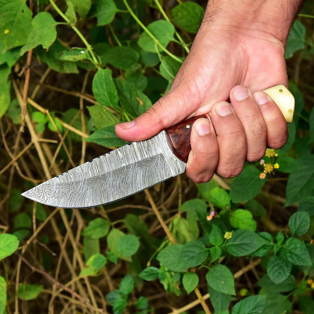 9" Damascus Hunting Knife | Camel Bone and Wood Handle